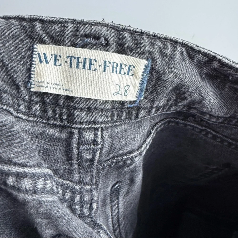 FREE PEOPLE ASTER STRAIGHT LEG JEANS in Asteroid Black Gray Size 28 High Rise - Picture 10 of 16
